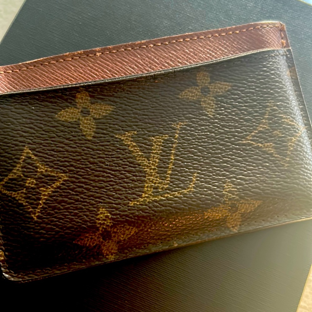 Louis Vuitton card holder